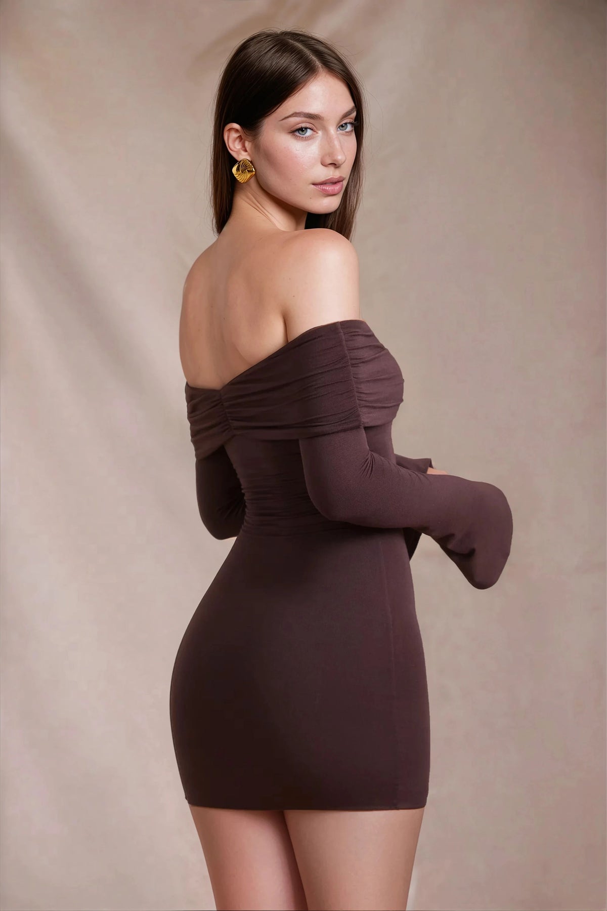 SAKIRA OFF-SHOULDER MINI DRESS